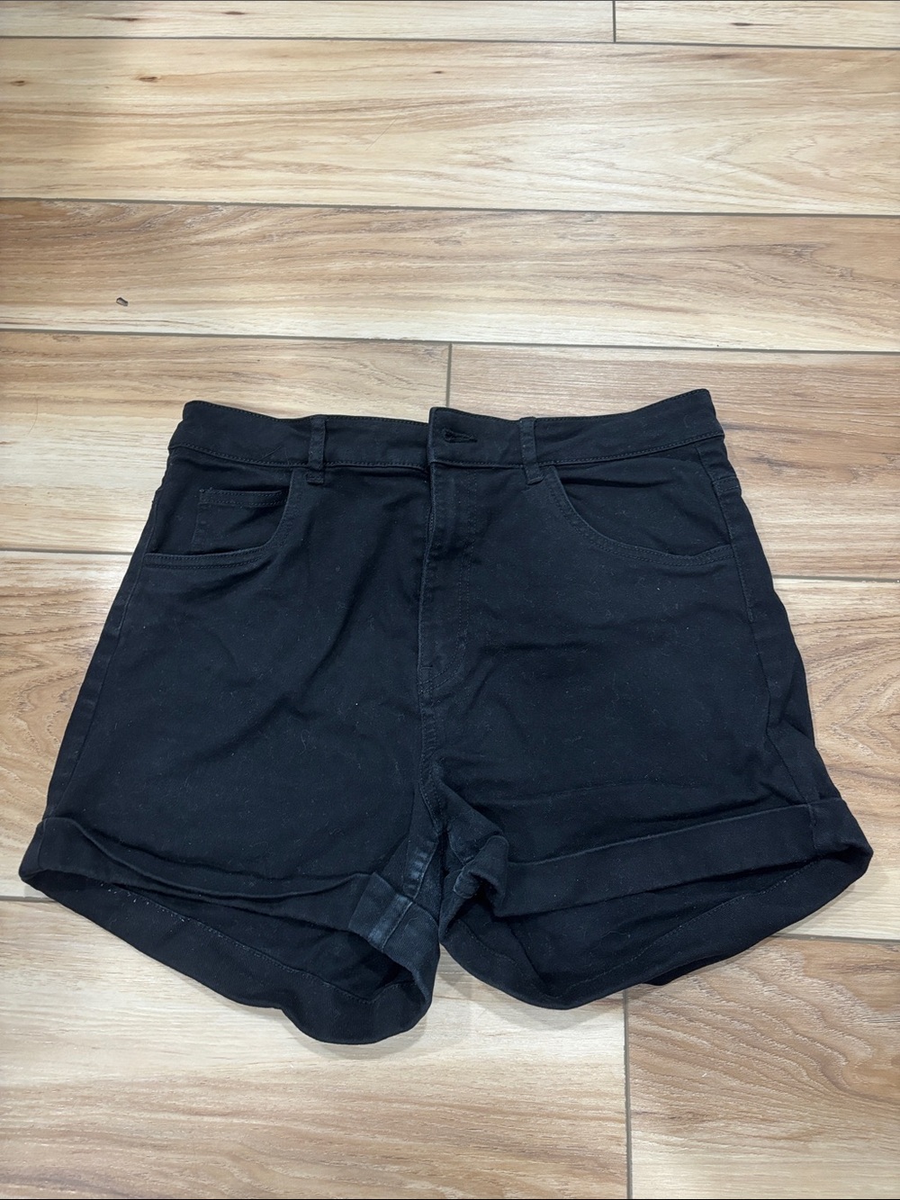 Black Women’s Rolled Hem Shorts